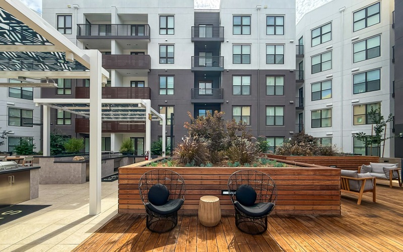 Gardens and Zen Courtyards Gardens and Zen Courtyards