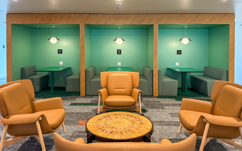 Co-Working Lounges (Studio Volt, The Study, Studio Limn) Co-Working Lounges (Studio Volt, The Study, Studio Limn)