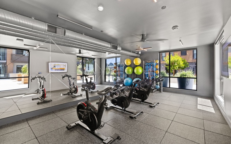 Fit Lab and Zero Gravity (Fitness Centers) Fit Lab and Zero Gravity (Fitness Centers)