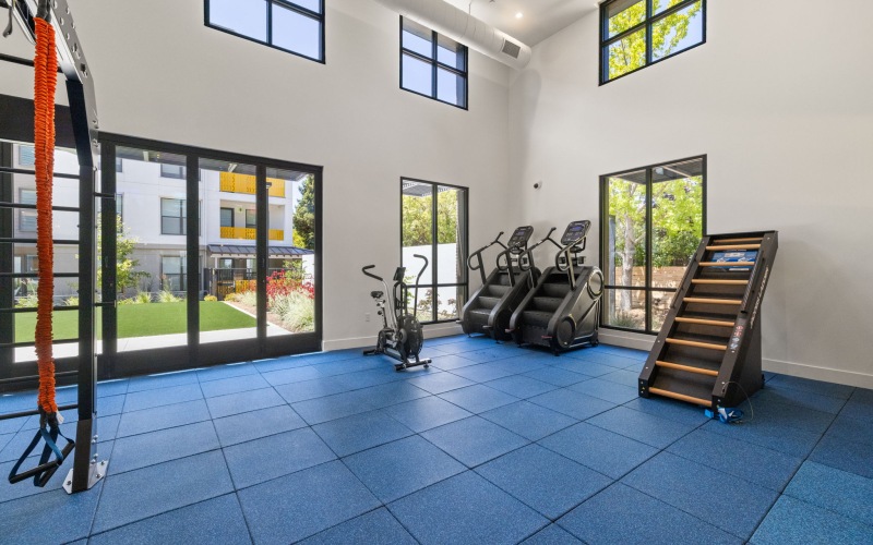 Fit Lab and Zero Gravity (Fitness Centers) Fit Lab and Zero Gravity (Fitness Centers)